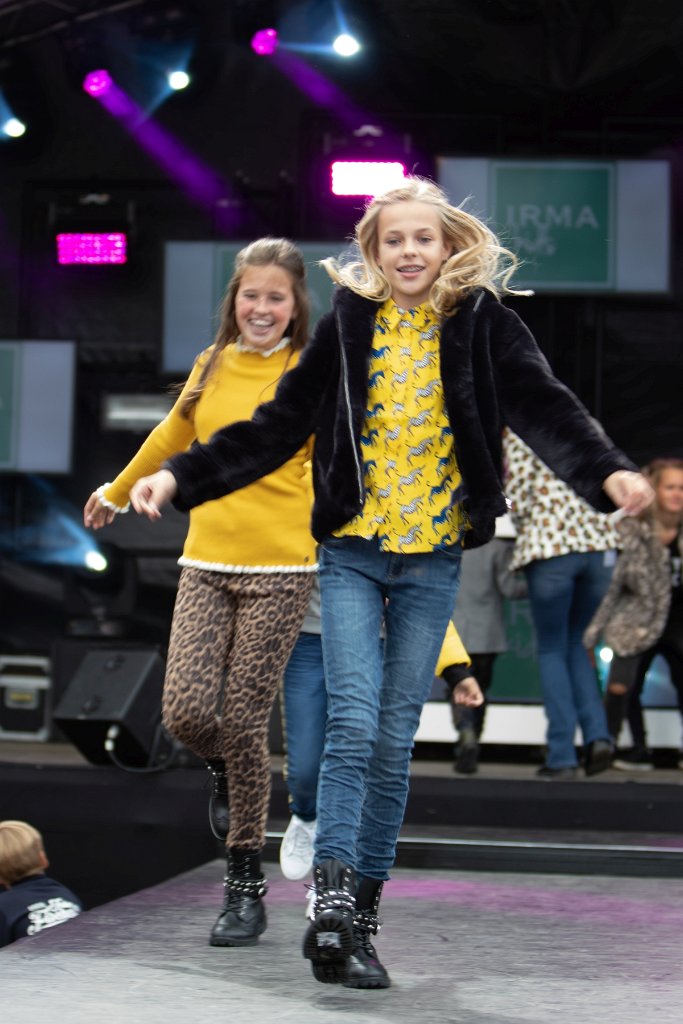 Modeshow 2018 C 364.jpg